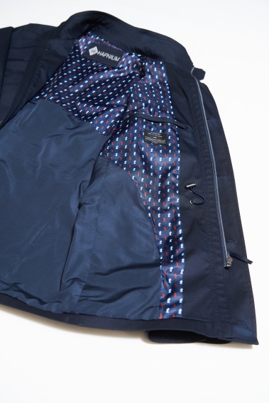 Zoom sur l'intérieur de la parka ANNA marine. Elle comporte 2 poches intérieures.