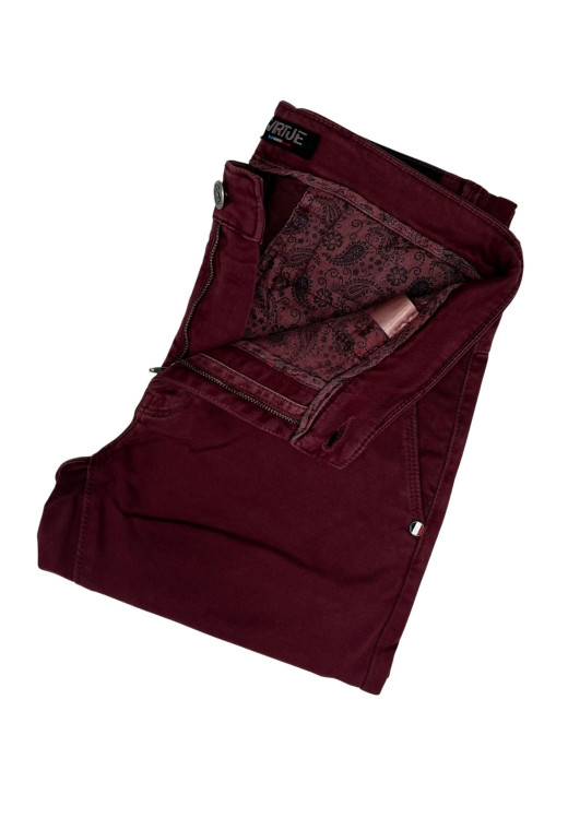 Zoom sur les détails di chino slim LYON prune.
