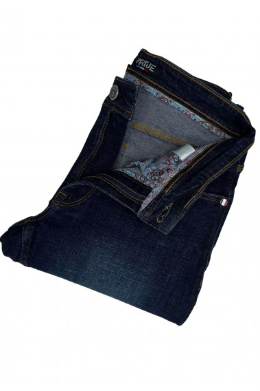 Zoom sur les détails du jean PARIS bleu délavé.