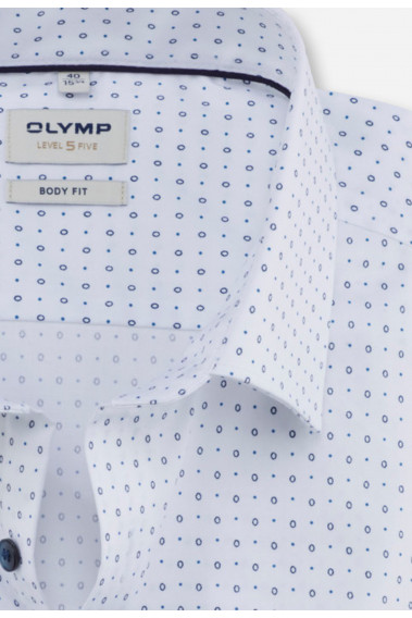 Zoom sur le col de la chemise slim fantaisie blanche et bleue.