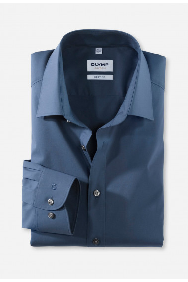 Chemise slim unie bleue. Elle est à manches longues.