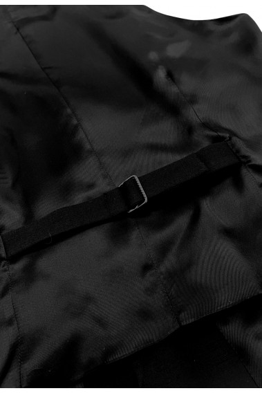 Gilet CHRIS noir comportant une patte de serrage au dos.