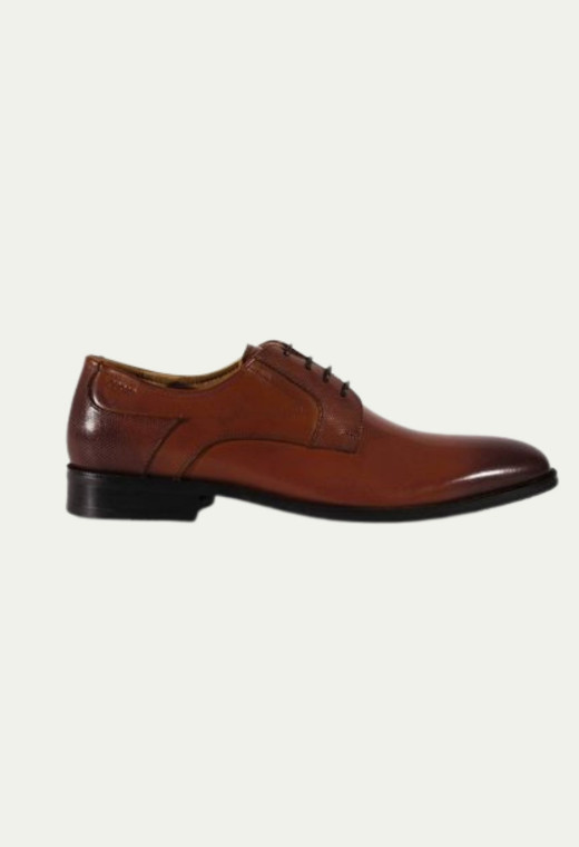 Chaussure Richelieu cognac vue de côté.